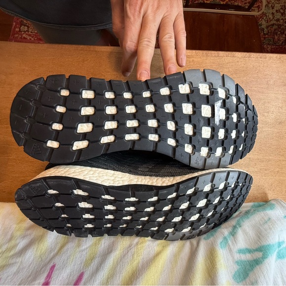 Men’s Adidas Pure Boost - Picture 5 of 9